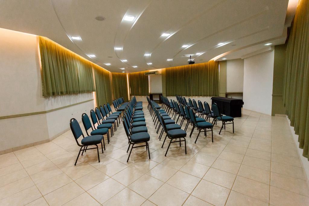 Tonello Business Hotel Campo Mourão Kültér fotó